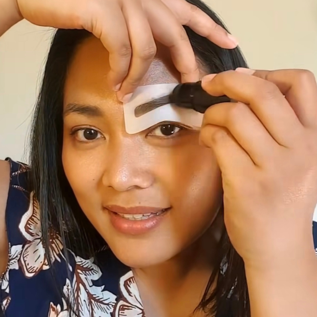 The Benefits of Eyebrow Powder Stamping: Quick and Easy Brow Perfection