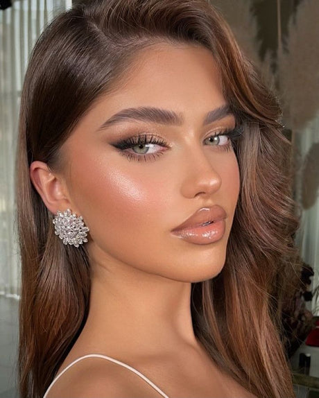 4 MAR: Night Out Glam: From 9-to-5 to Friday Night Brows in Seconds